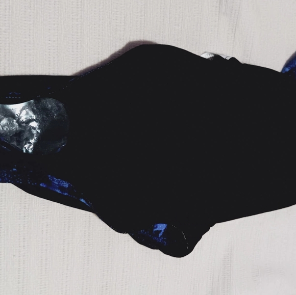 TYR Durafast Lite Maxfit Swimsuit - Diploria Size M - Picture 12 of 13